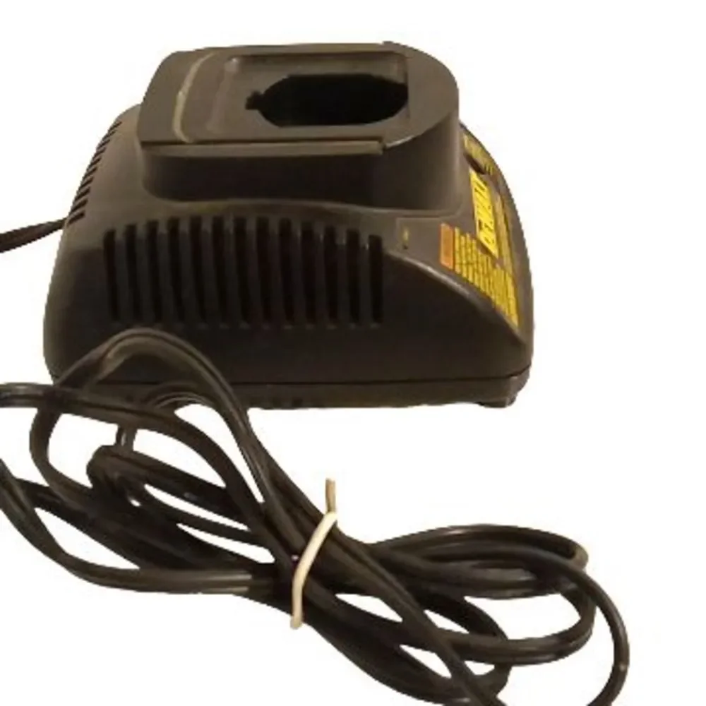 DeWalt DW9118 7.2 volt -‎ 14.4 volt NiCd Battery Charger